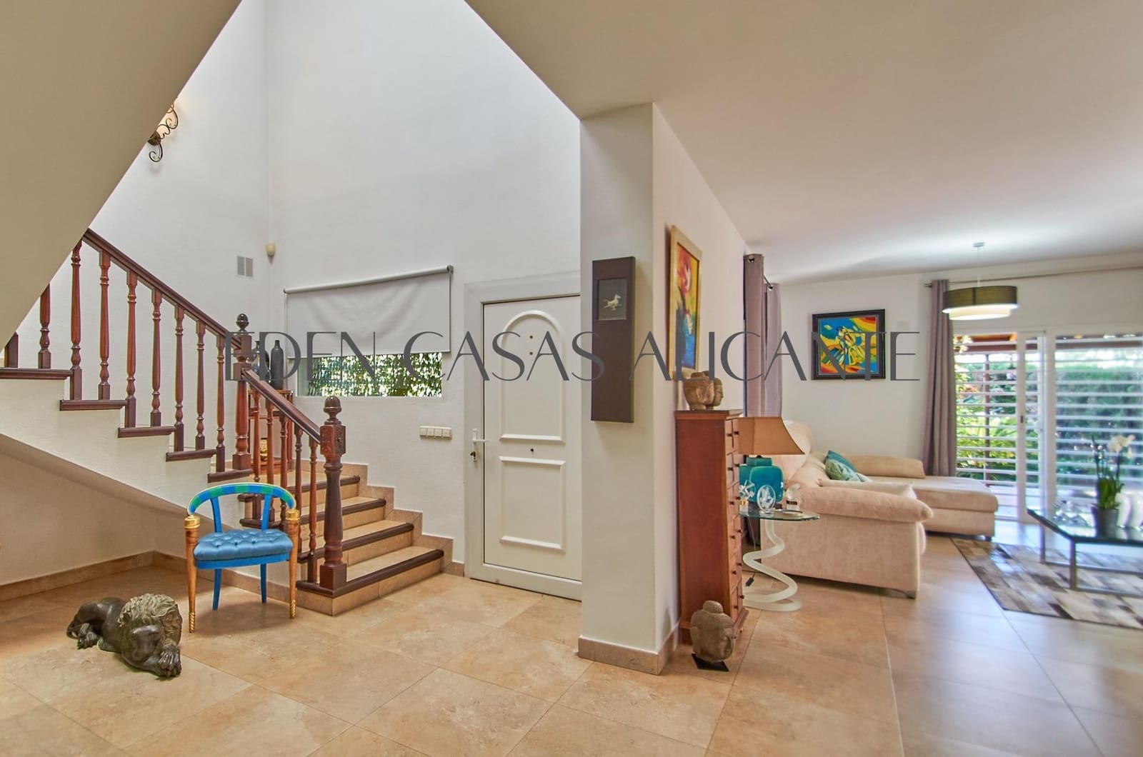 5 makuuhuone Huvila myytävänä paikassa San Juan de Alicante / Sant Joan d'Alacant mukana uima-altaan 
autotalli - 770 000 € (Ref: 9383174)