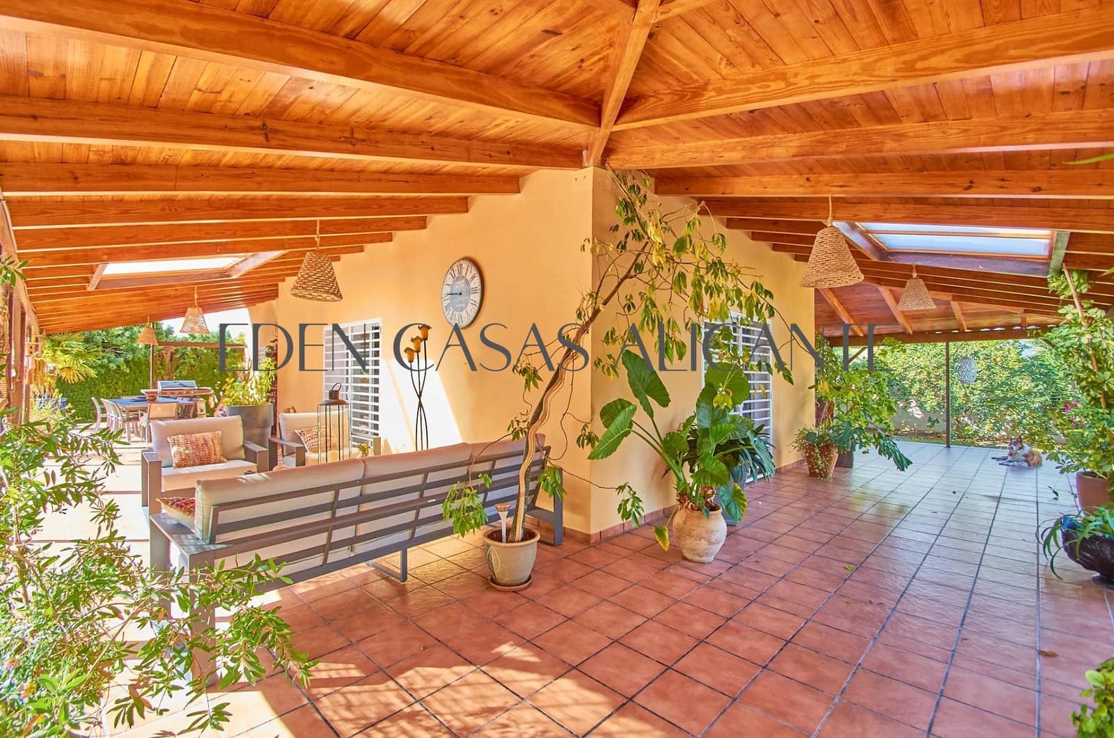 5 makuuhuone Huvila myytävänä paikassa San Juan de Alicante / Sant Joan d'Alacant mukana uima-altaan 
autotalli - 770 000 € (Ref: 9383174)