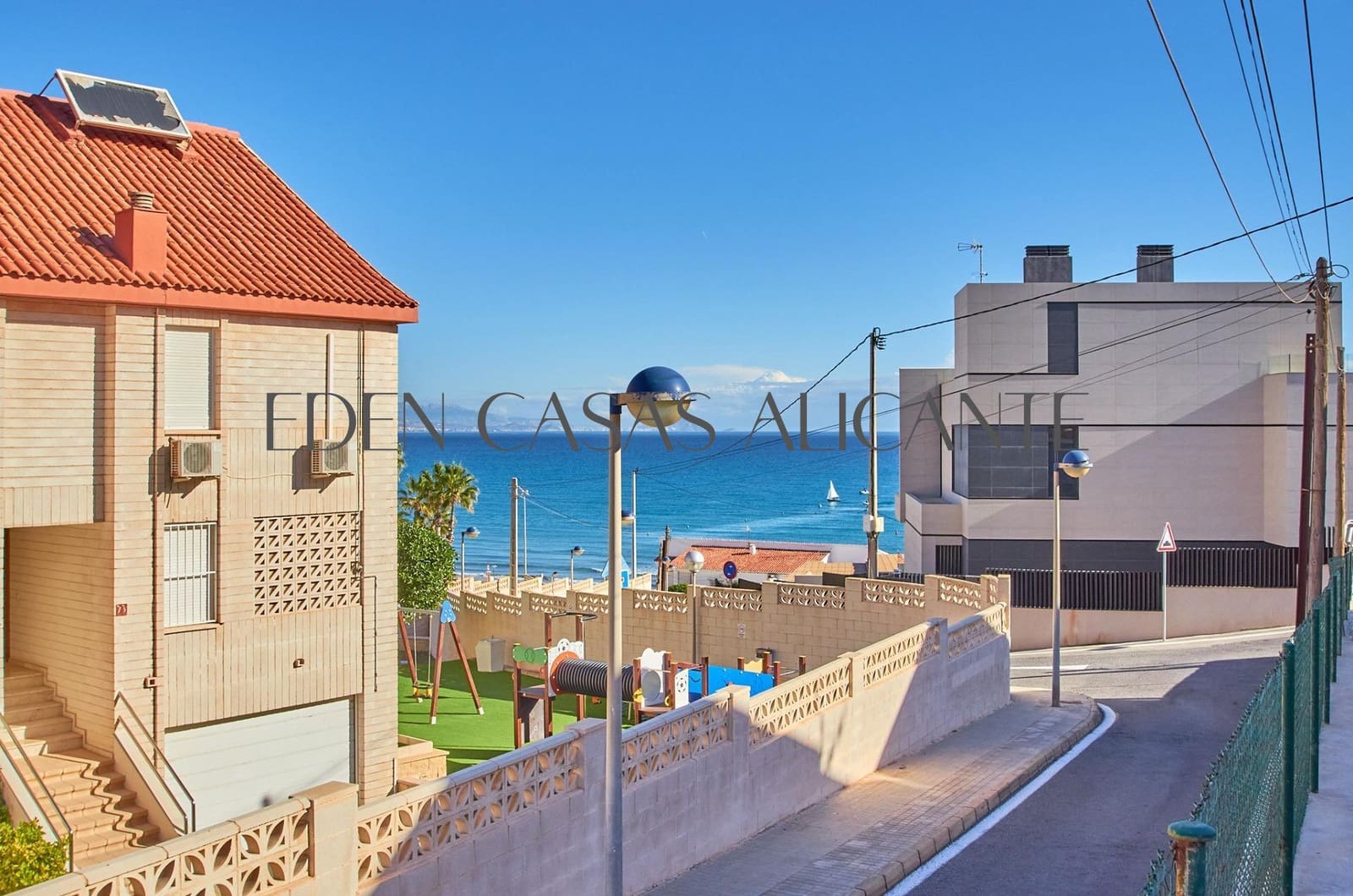 3 camera da letto Bungalow in vendita in Playa de San Juan con garage - 430.000 € (Rif: 9403543)