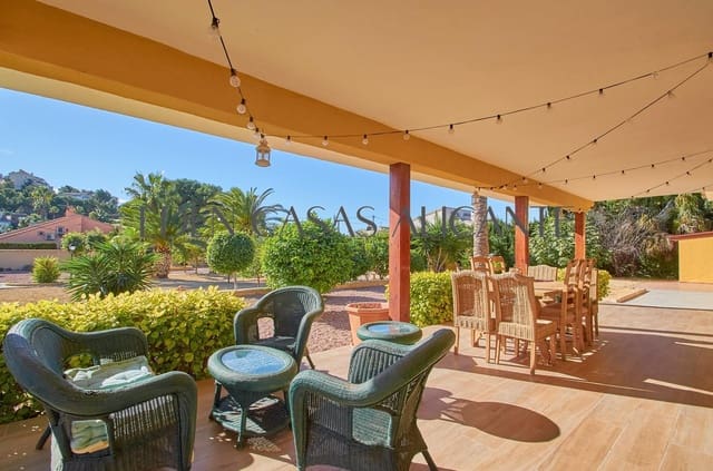 5 slaapkamer Villa te koop in Muchamiel / Mutxamel met zwembad - € 795.000 (Ref: 9411184)