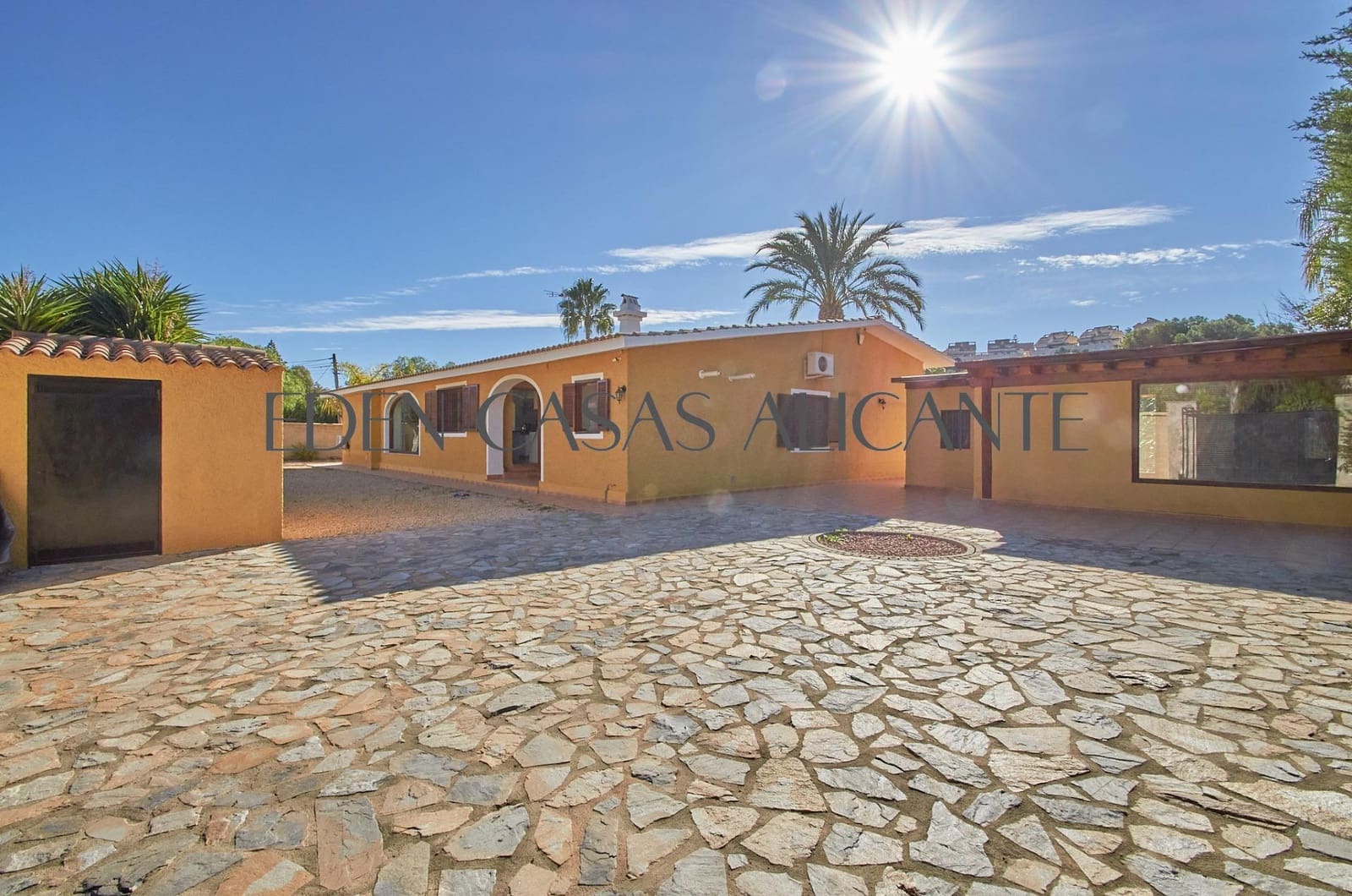 5 slaapkamer Villa te koop in Muchamiel / Mutxamel met zwembad - € 795.000 (Ref: 9411184)