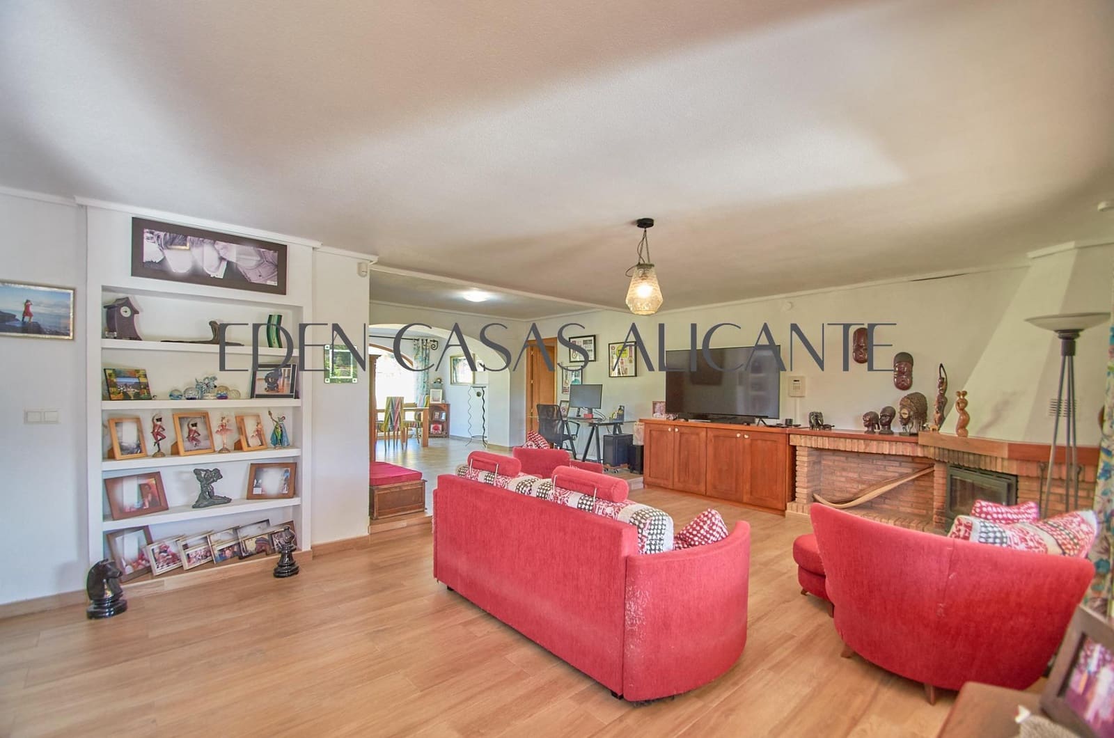 5 bedroom Villa for sale in Muchamiel / Mutxamel with pool - € 775,000 (Ref: 9411184)