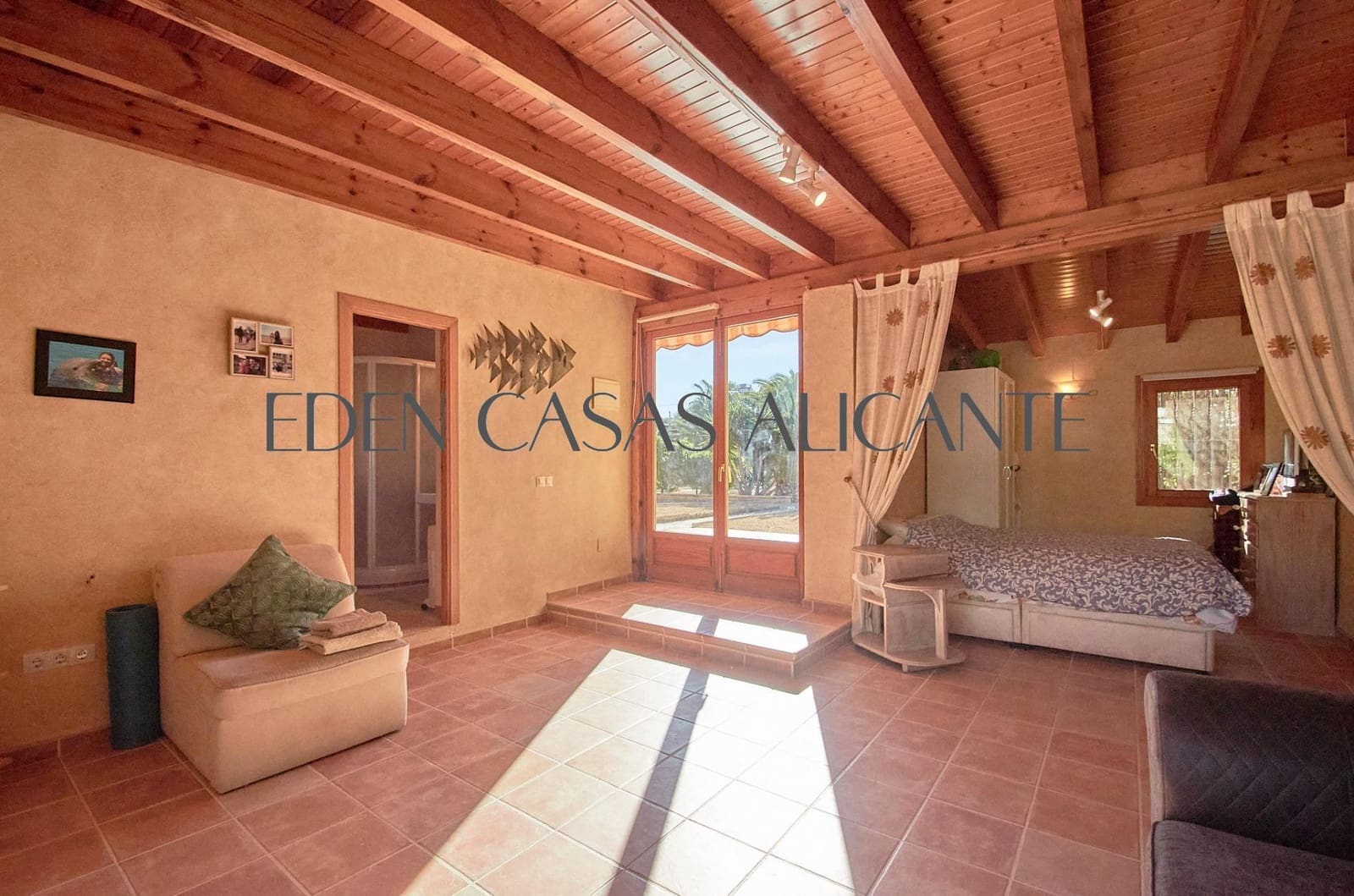 5 bedroom Villa for sale in Muchamiel / Mutxamel with pool - € 775,000 (Ref: 9411184)