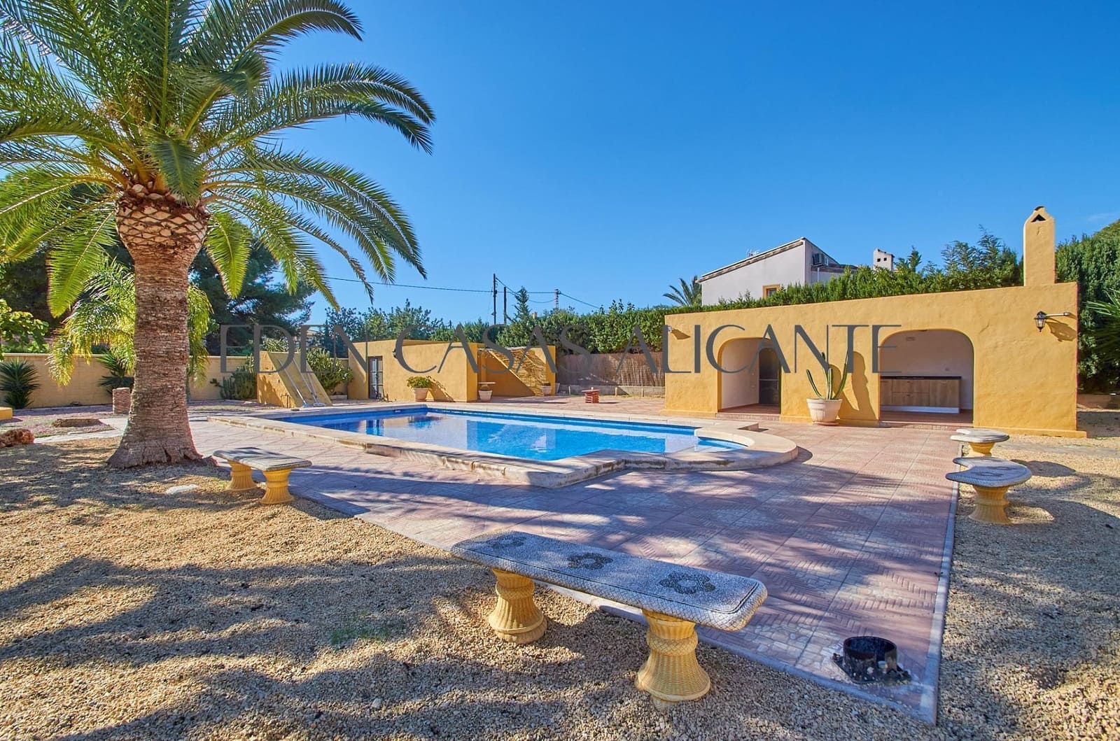 5 bedroom Villa for sale in Muchamiel / Mutxamel with pool - € 775,000 (Ref: 9411184)