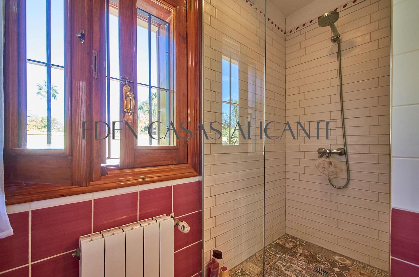 5 bedroom Villa for sale in Muchamiel / Mutxamel with pool - € 775,000 (Ref: 9411184)