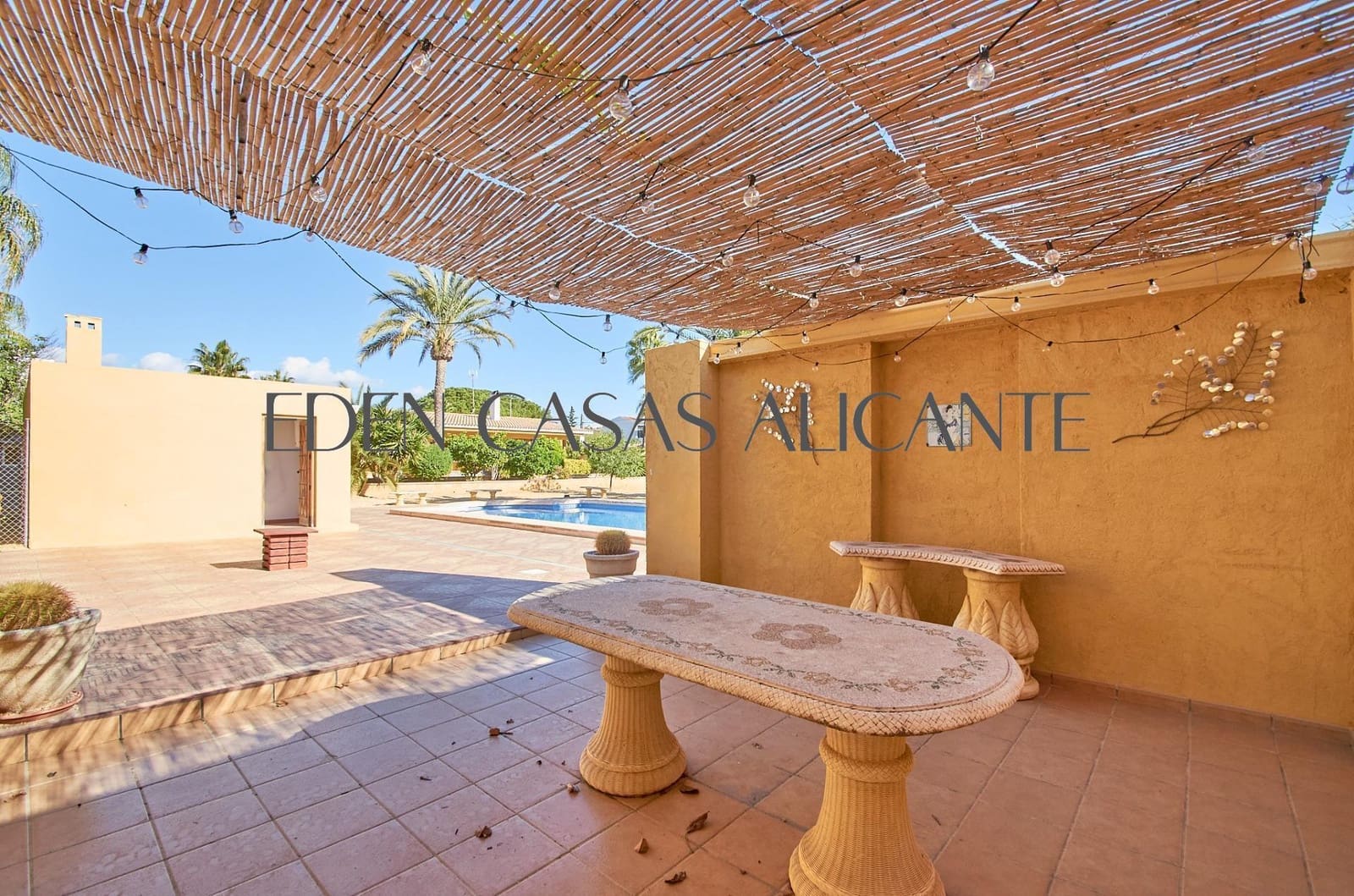 5 bedroom Villa for sale in Muchamiel / Mutxamel with pool - € 775,000 (Ref: 9411184)