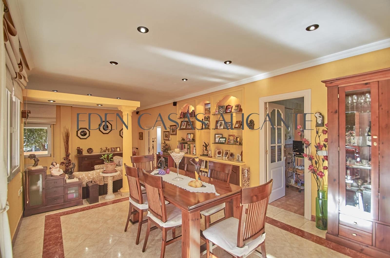 6 bedroom Villa for sale in Muchamiel / Mutxamel with pool garage - € 575,000 (Ref: 9422290)