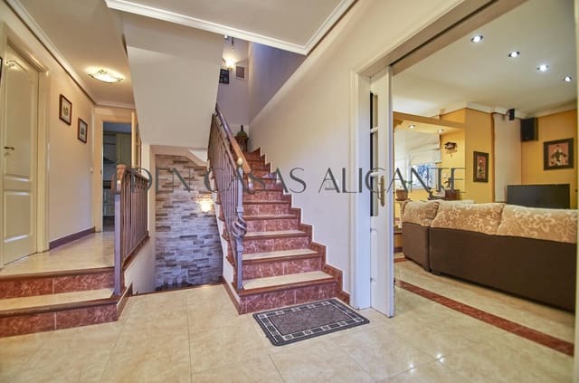 6 quarto Moradia para venda em Muchamiel / Mutxamel com piscina garagem - 575 000 € (Ref: 9422290)