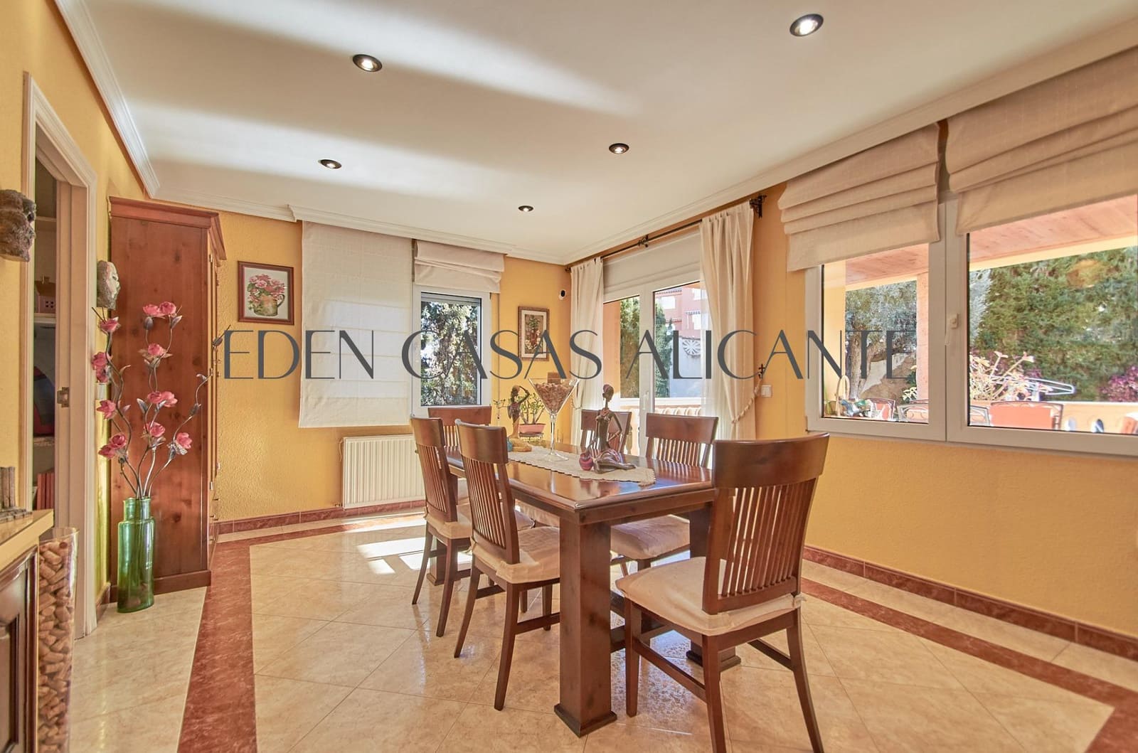 6 bedroom Villa for sale in Muchamiel / Mutxamel with pool garage - € 575,000 (Ref: 9422290)