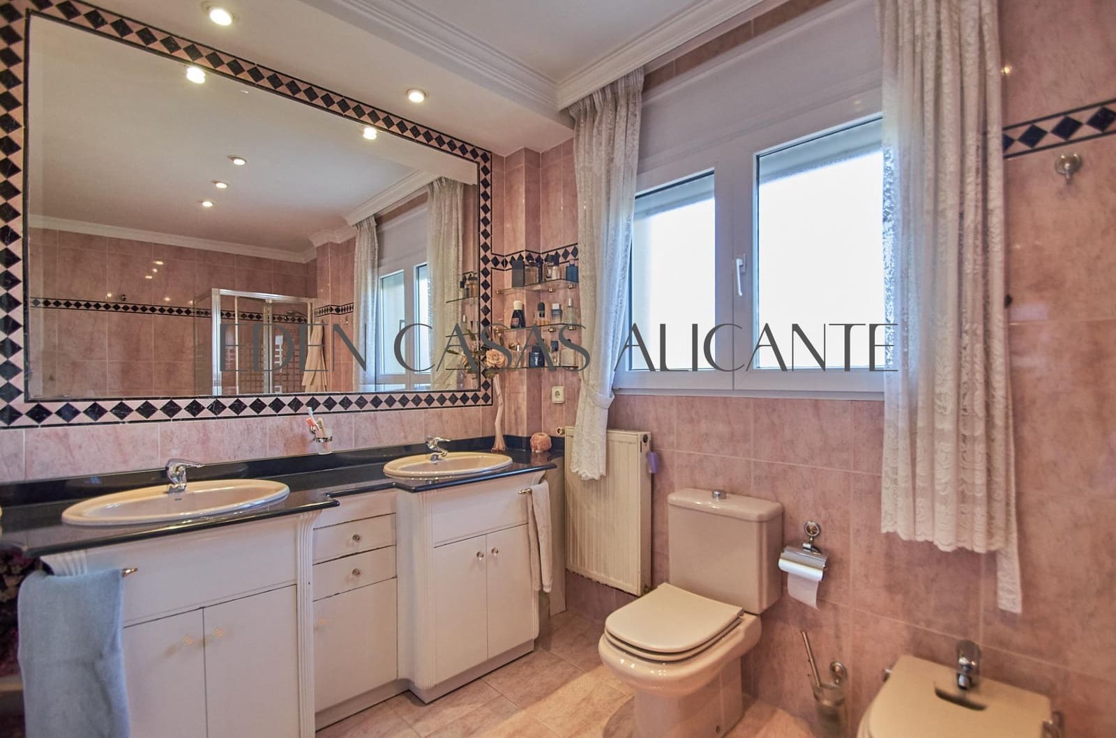 6 bedroom Villa for sale in Muchamiel / Mutxamel with pool garage - € 575,000 (Ref: 9422290)