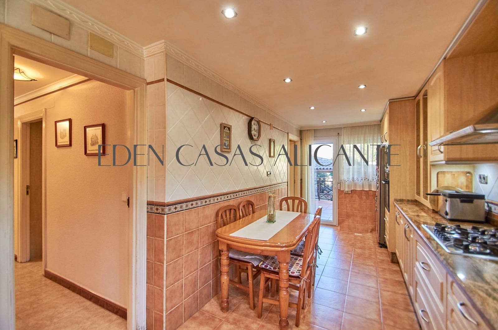 6 bedroom Villa for sale in Muchamiel / Mutxamel with pool garage - € 575,000 (Ref: 9422290)