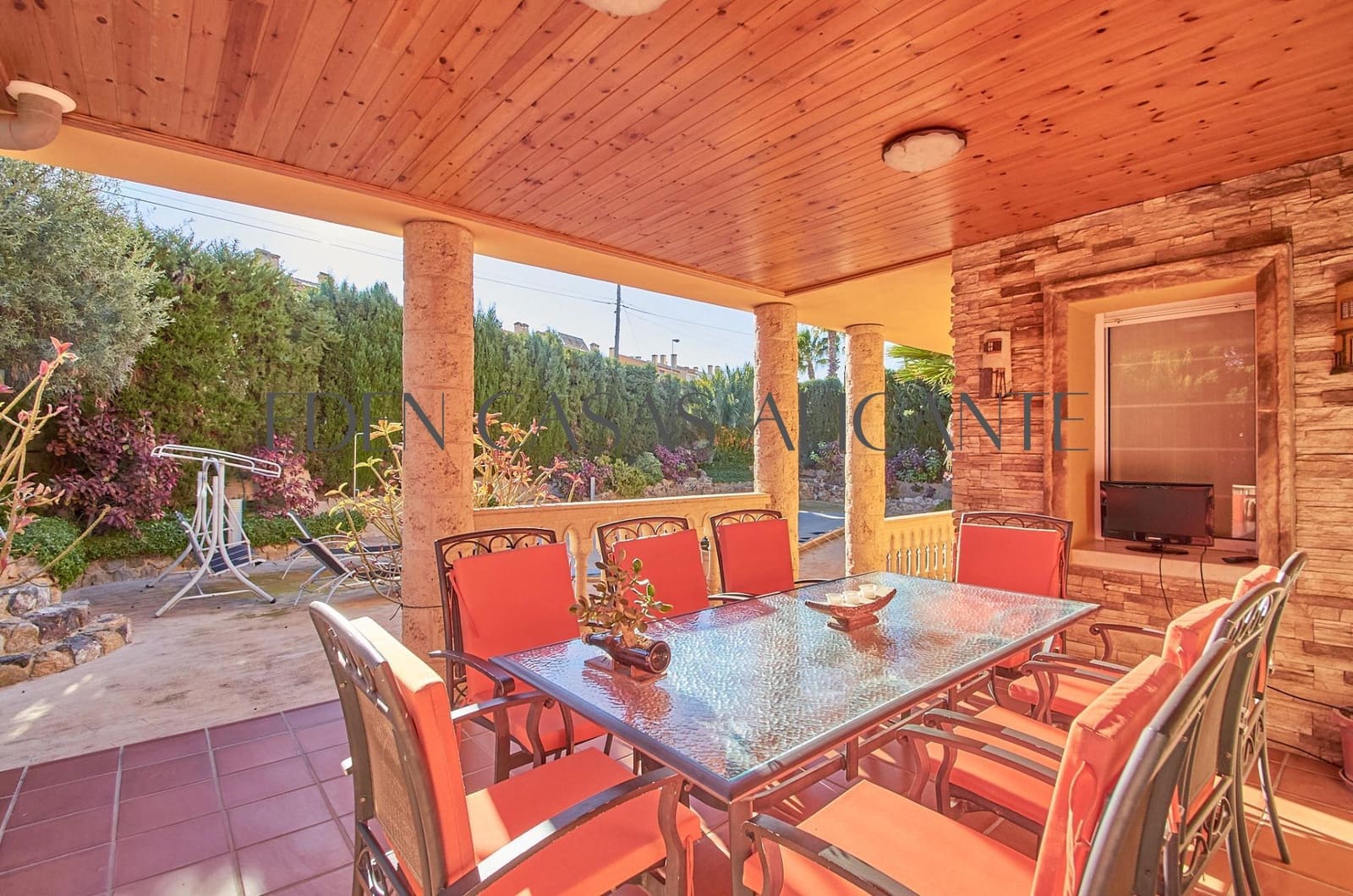 6 bedroom Villa for sale in Muchamiel / Mutxamel with pool garage - € 575,000 (Ref: 9422290)