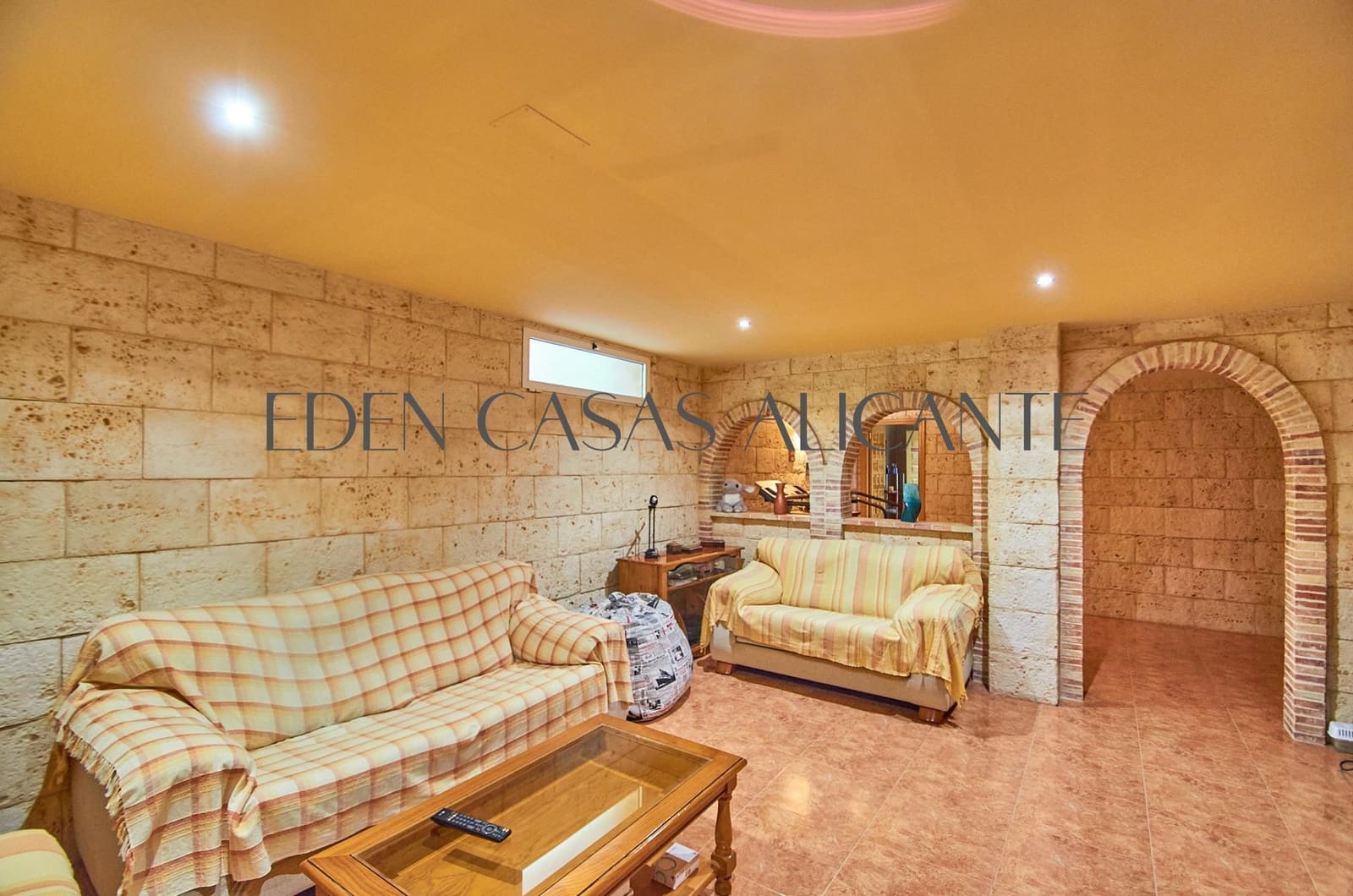 6 bedroom Villa for sale in Muchamiel / Mutxamel with pool garage - € 575,000 (Ref: 9422290)