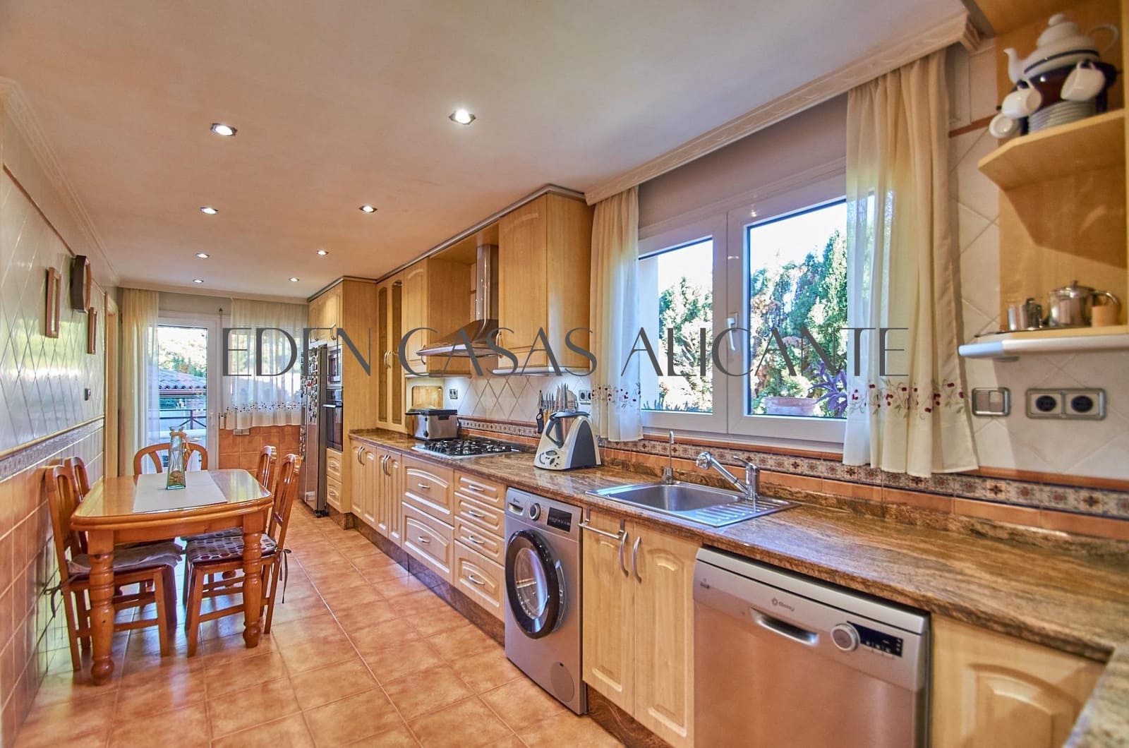 6 bedroom Villa for sale in Muchamiel / Mutxamel with pool garage - € 575,000 (Ref: 9422290)