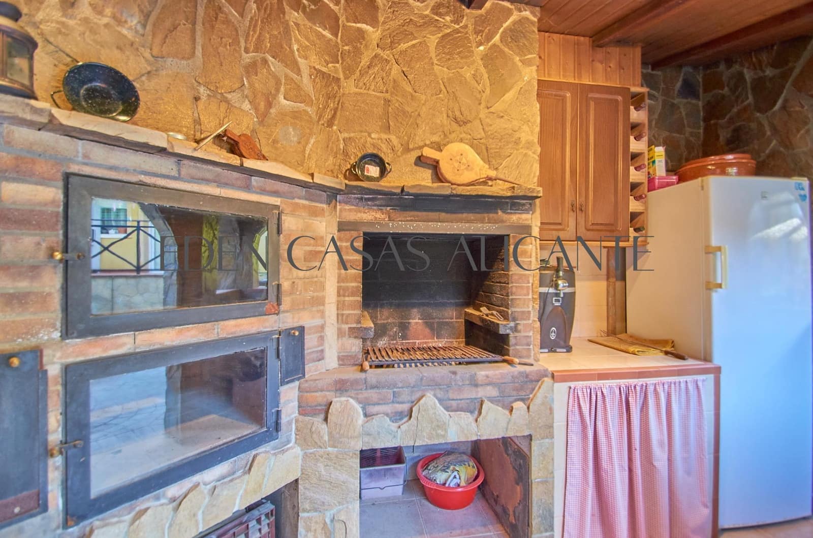 6 bedroom Villa for sale in Muchamiel / Mutxamel with pool garage - € 575,000 (Ref: 9422290)