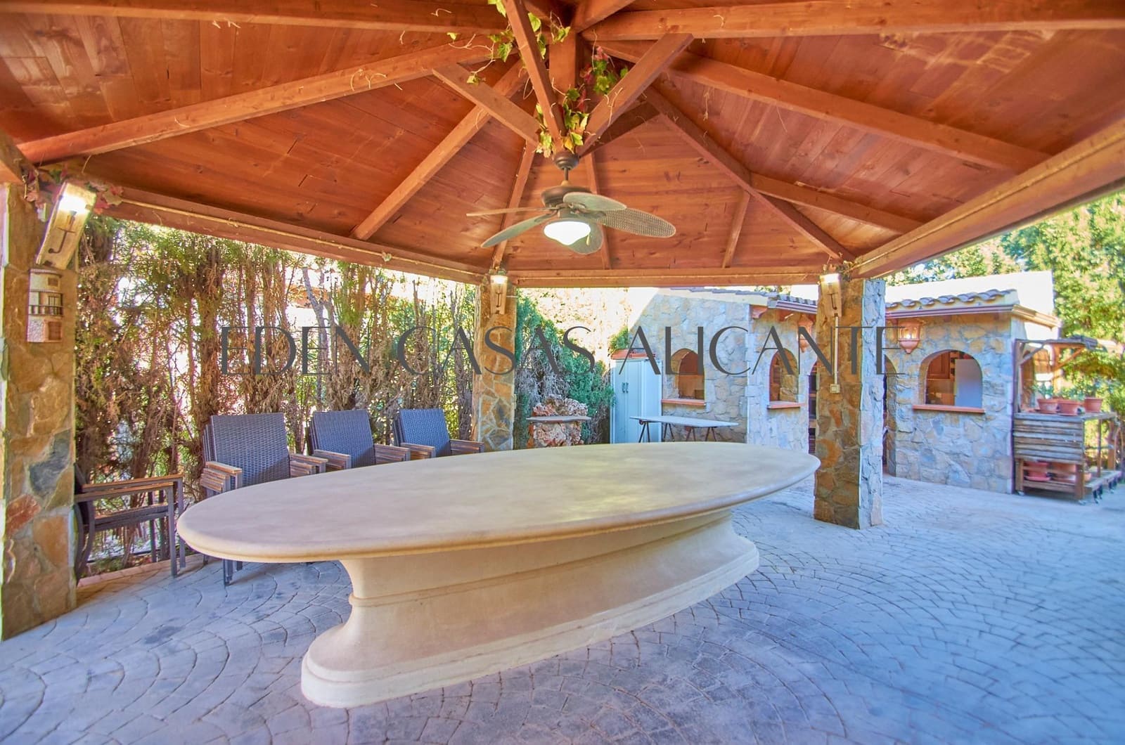 6 bedroom Villa for sale in Muchamiel / Mutxamel with pool garage - € 575,000 (Ref: 9422290)