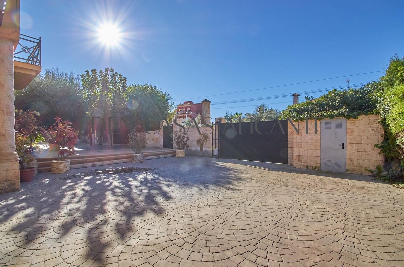 6 bedroom Villa for sale in Muchamiel / Mutxamel with pool garage - € 575,000 (Ref: 9422290)