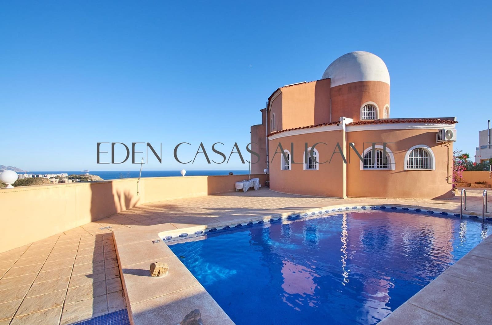 3 bedroom Villa for sale in La Villajoyosa / Vila Joiosa with pool - € 595,000 (Ref: 9435967)