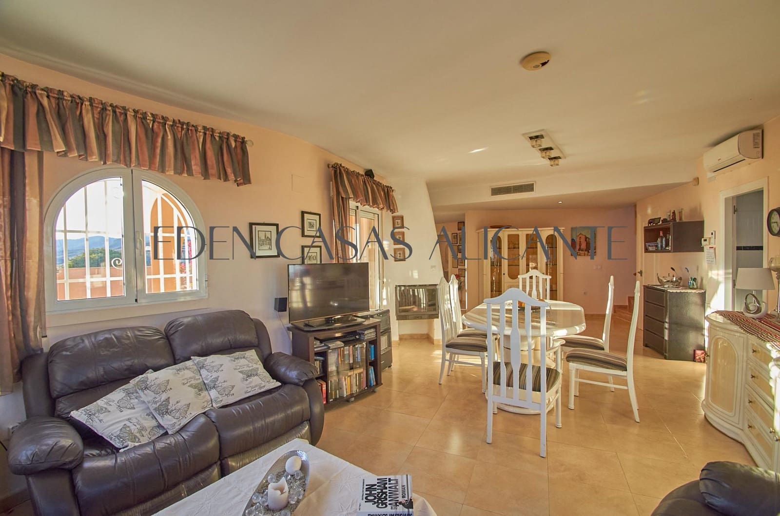 3 bedroom Villa for sale in La Villajoyosa / Vila Joiosa with pool - € 595,000 (Ref: 9435967)