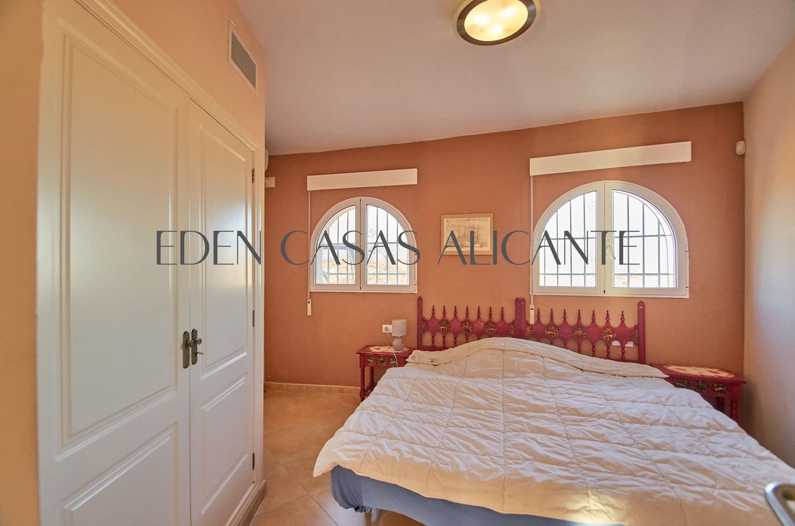 3 bedroom Villa for sale in La Villajoyosa / Vila Joiosa with pool - € 595,000 (Ref: 9435967)