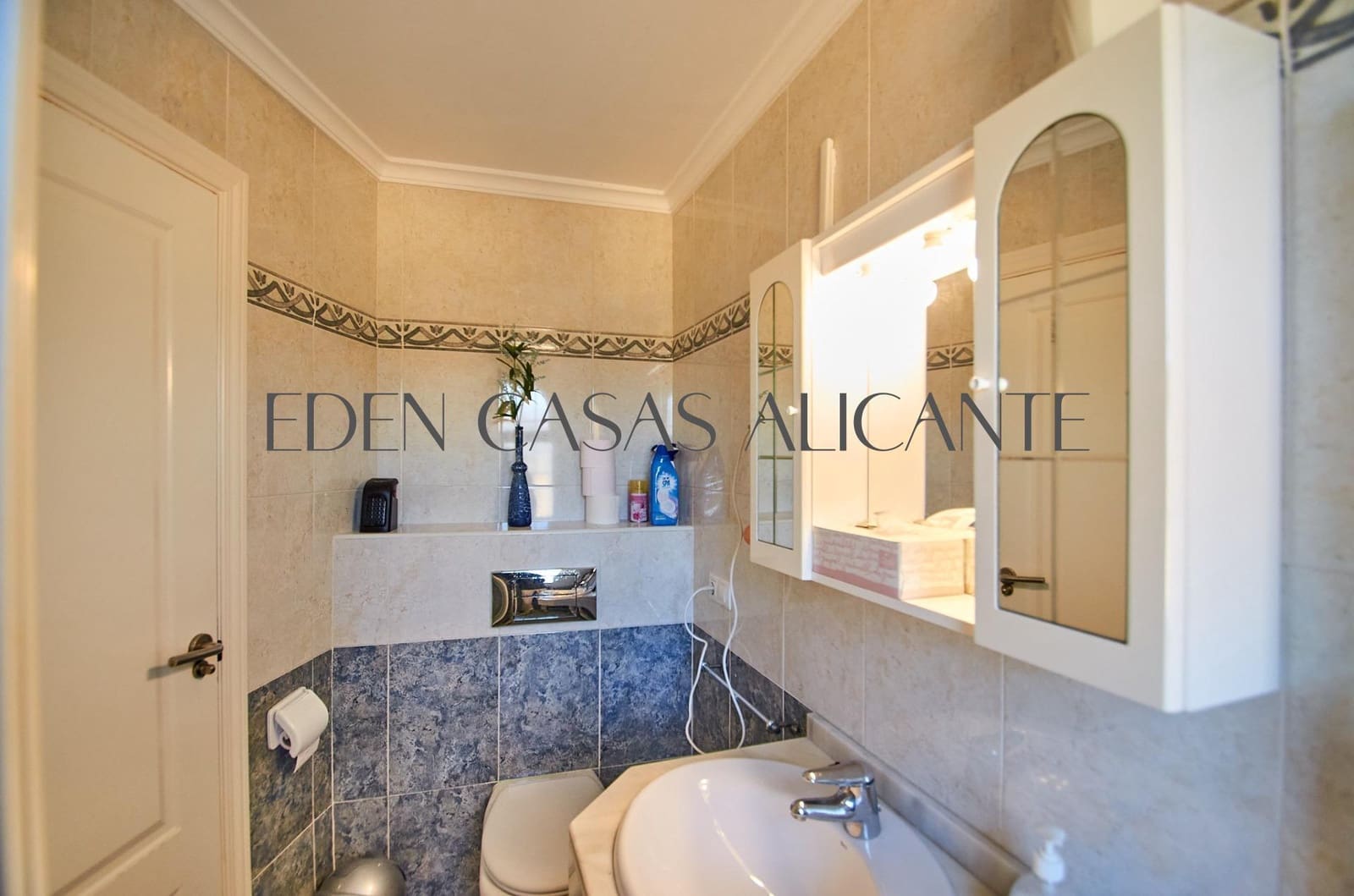 3 bedroom Villa for sale in La Villajoyosa / Vila Joiosa with pool - € 595,000 (Ref: 9435967)