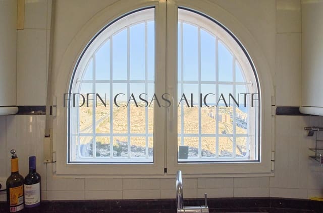 3 bedroom Villa for sale in La Villajoyosa / Vila Joiosa with pool - € 595,000 (Ref: 9435967)