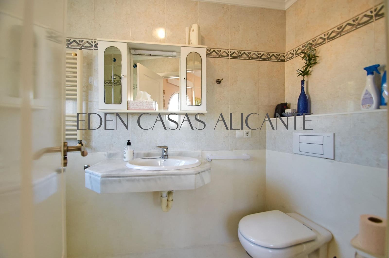 3 bedroom Villa for sale in La Villajoyosa / Vila Joiosa with pool - € 595,000 (Ref: 9435967)