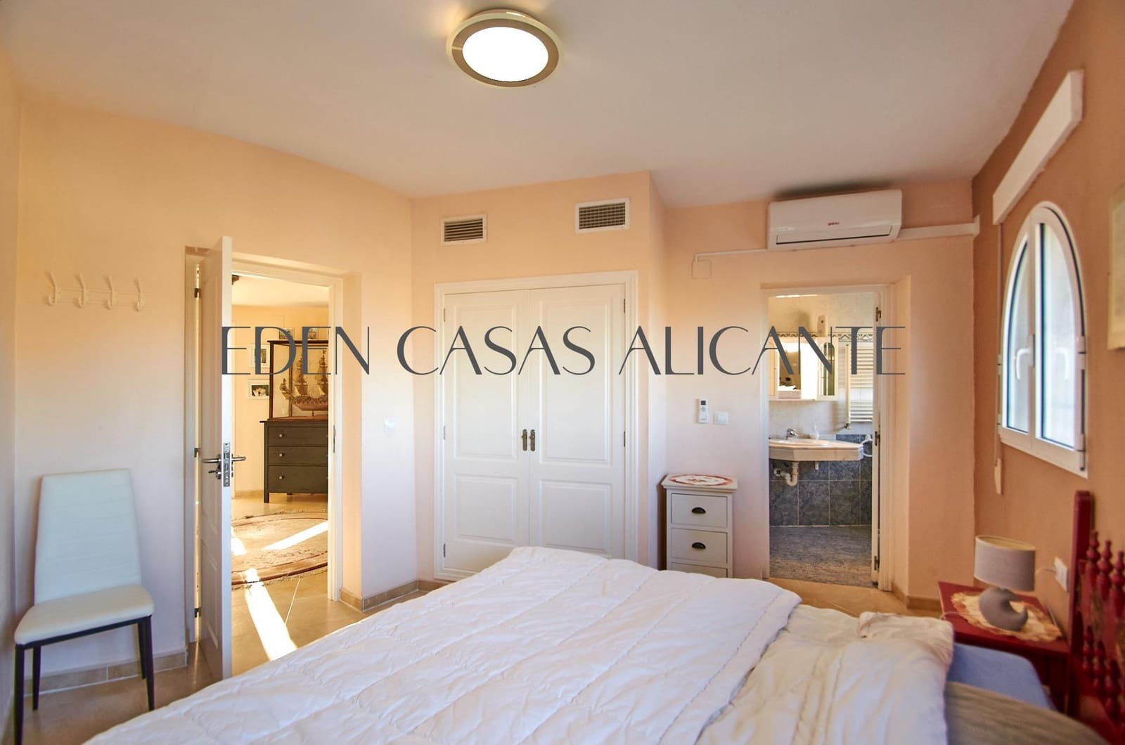 3 bedroom Villa for sale in La Villajoyosa / Vila Joiosa with pool - € 595,000 (Ref: 9435967)