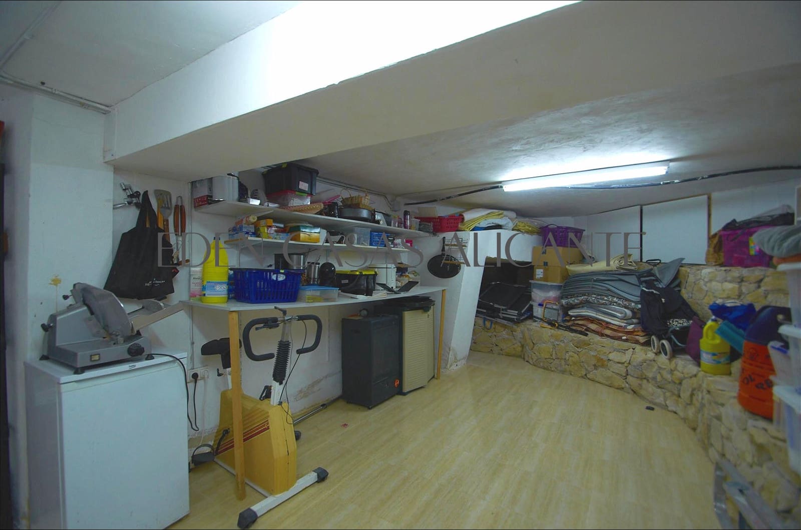 3 bedroom Villa for sale in La Villajoyosa / Vila Joiosa with pool - € 595,000 (Ref: 9435967)