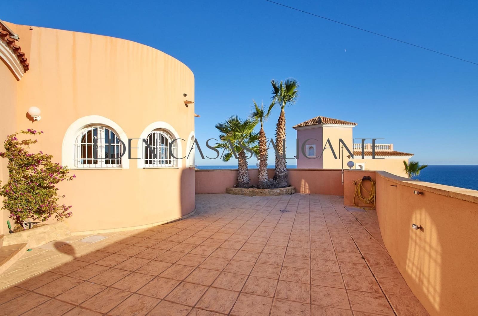 3 bedroom Villa for sale in La Villajoyosa / Vila Joiosa with pool - € 595,000 (Ref: 9435967)
