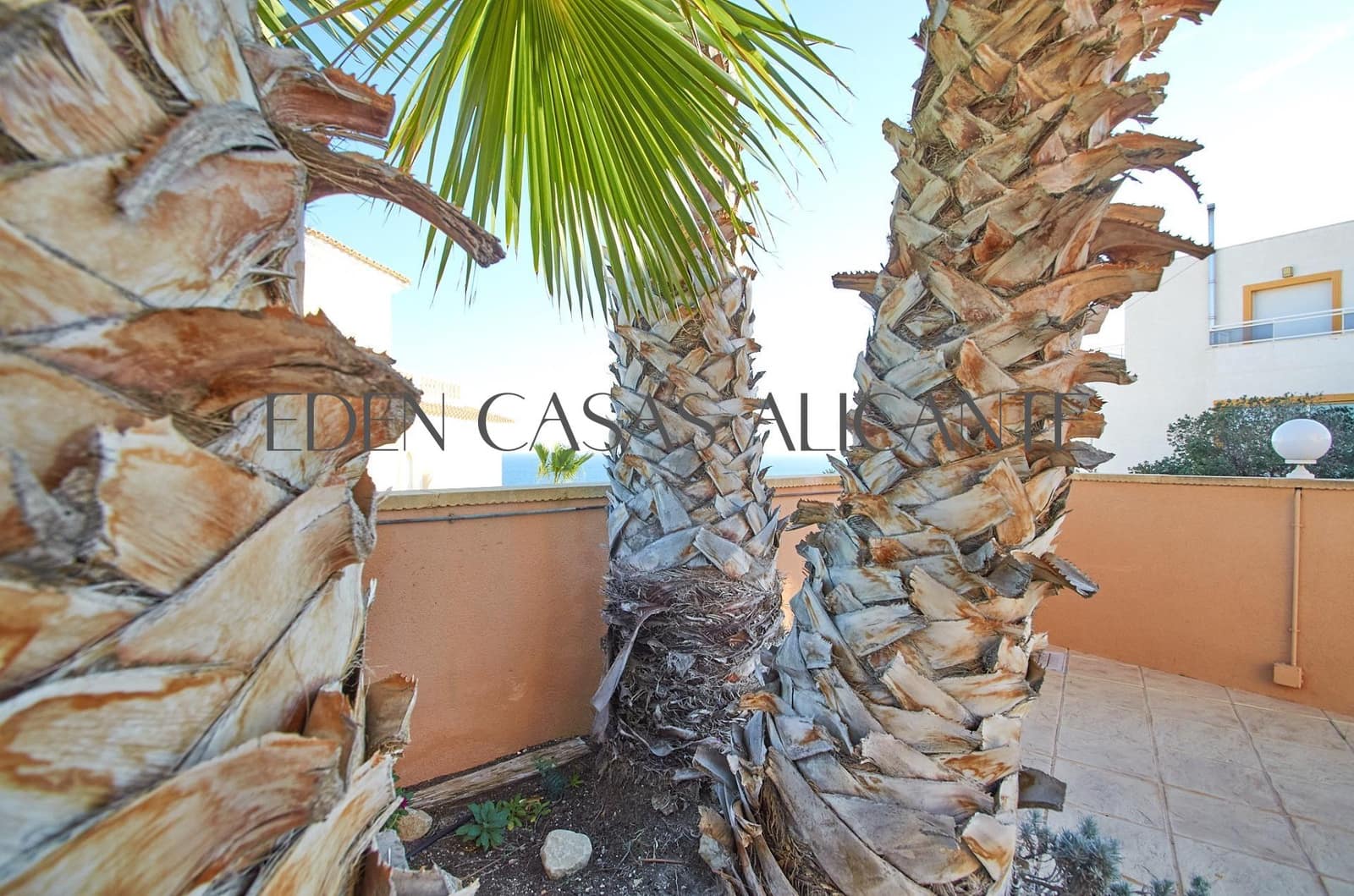 3 bedroom Villa for sale in La Villajoyosa / Vila Joiosa with pool - € 595,000 (Ref: 9435967)