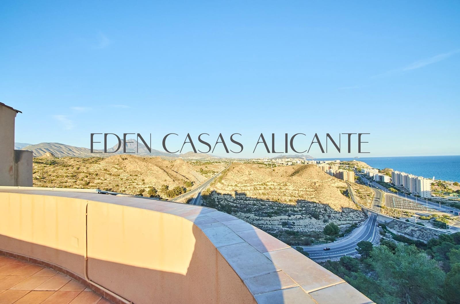 3 bedroom Villa for sale in La Villajoyosa / Vila Joiosa with pool - € 595,000 (Ref: 9435967)