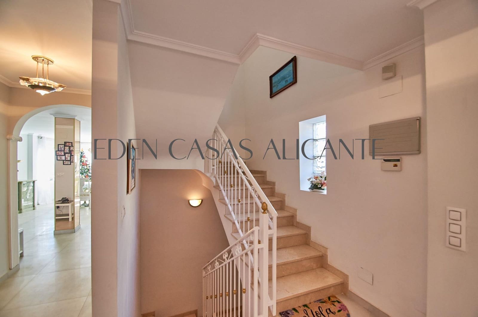 5 bedroom Villa for sale in Coveta Fuma with pool garage - € 1,150,000 (Ref: 9474987)