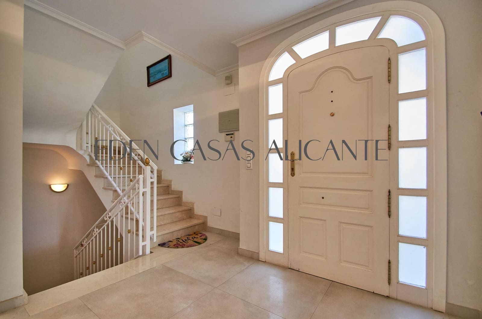 5 bedroom Villa for sale in Coveta Fuma with pool garage - € 1,150,000 (Ref: 9474987)