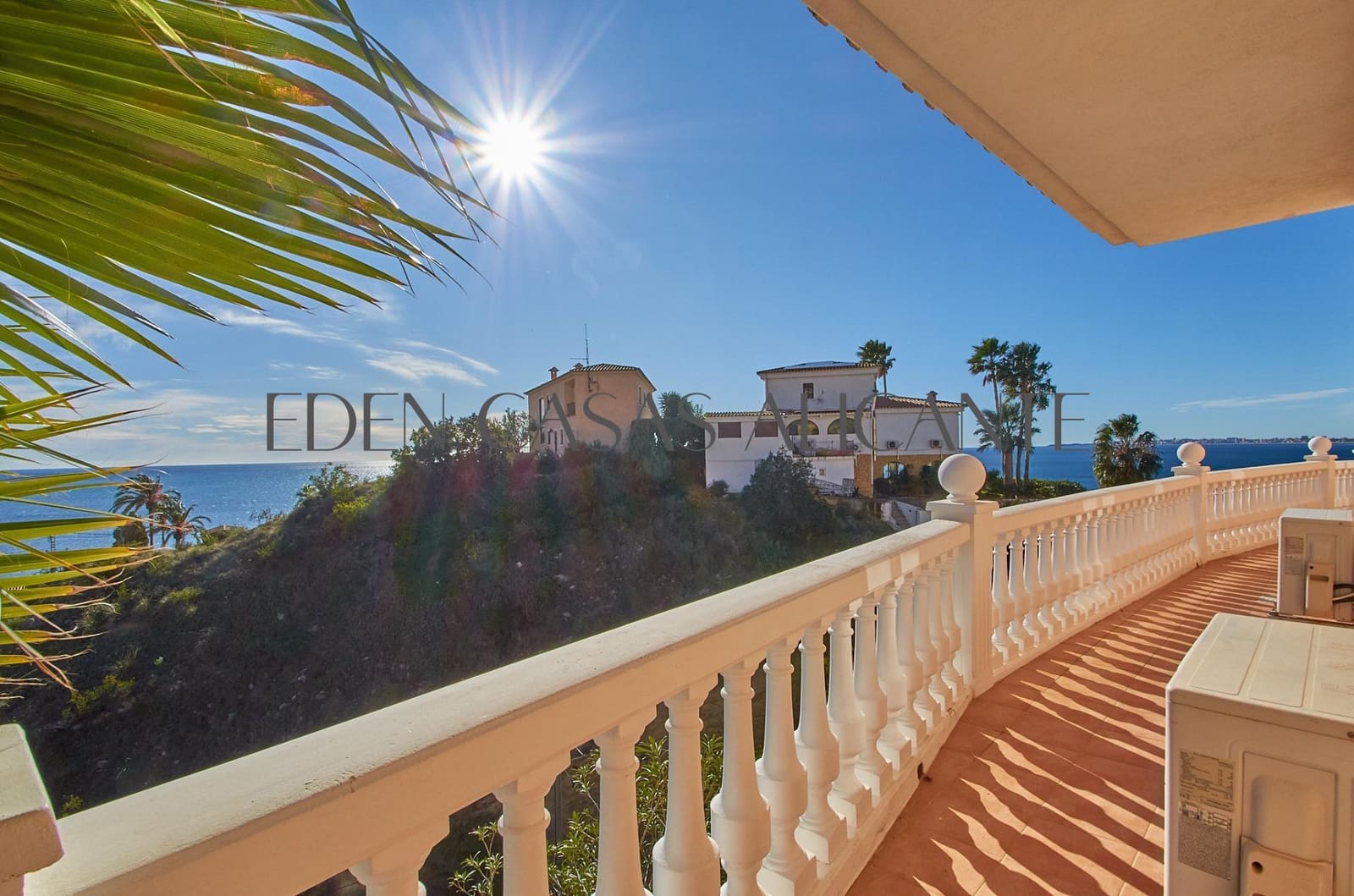 5 bedroom Villa for sale in Coveta Fuma with pool garage - € 1,150,000 (Ref: 9474987)