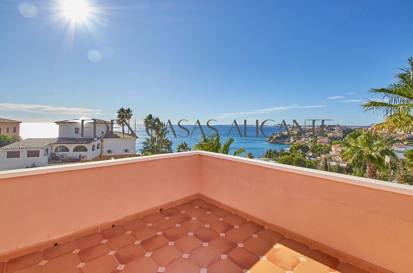 5 bedroom Villa for sale in Coveta Fuma with pool garage - € 1,150,000 (Ref: 9474987)