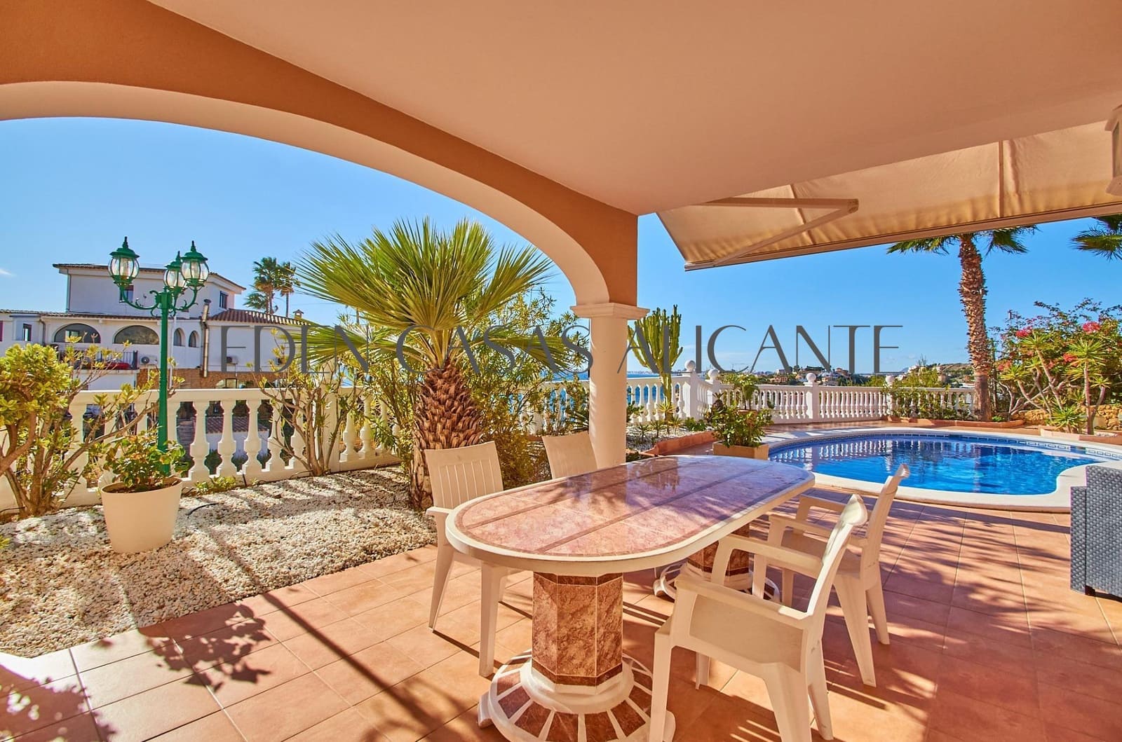 5 bedroom Villa for sale in Coveta Fuma with pool garage - € 1,150,000 (Ref: 9474987)