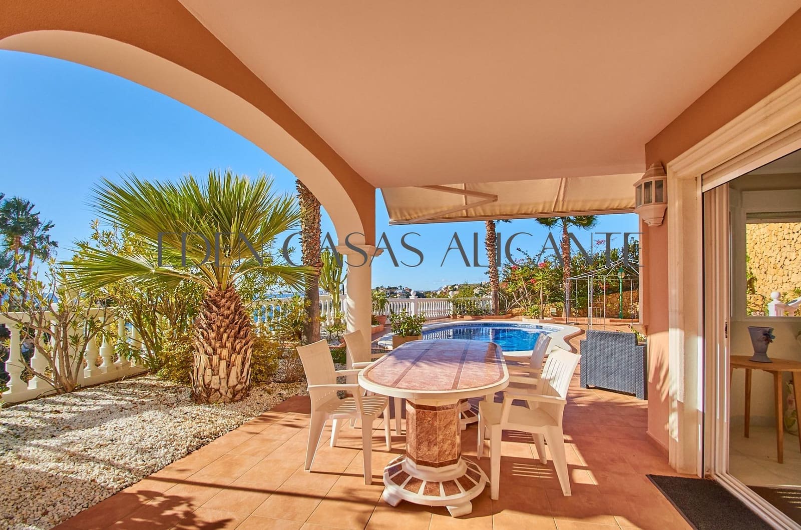 5 bedroom Villa for sale in Coveta Fuma with pool garage - € 1,150,000 (Ref: 9474987)