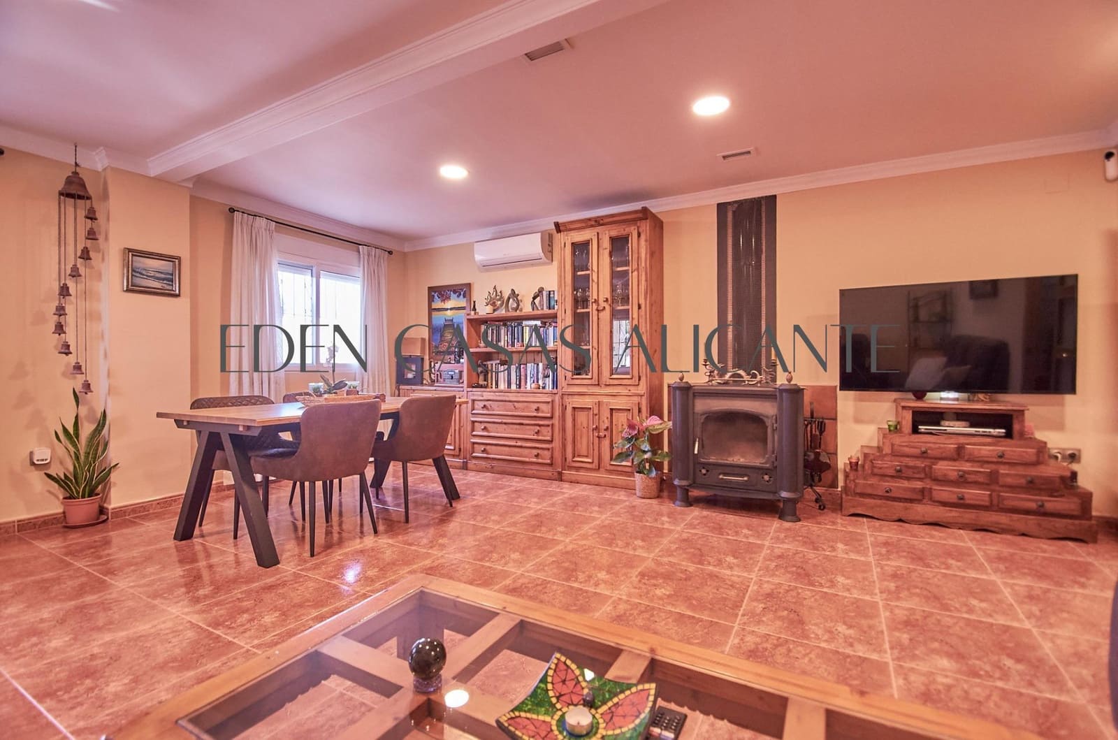 5 bedroom Villa for sale in Alicante / Alacant city with pool garage - € 659,500 (Ref: 9513566)