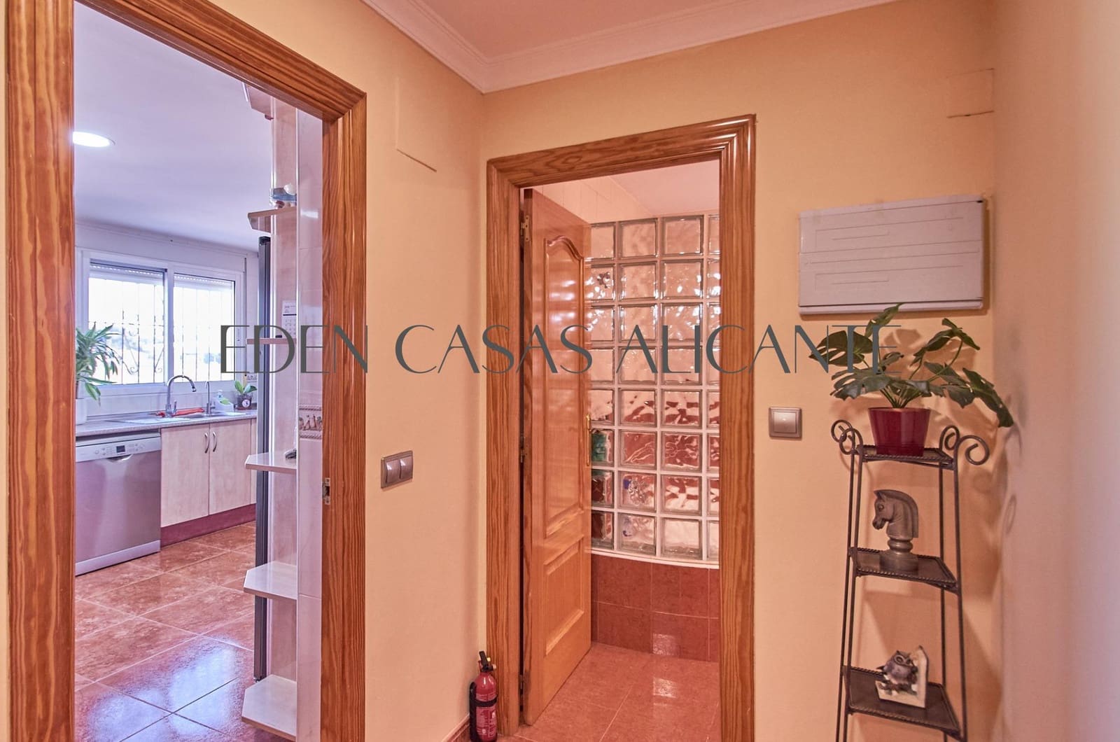 5 bedroom Villa for sale in Alicante / Alacant city with pool garage - € 659,500 (Ref: 9513566)