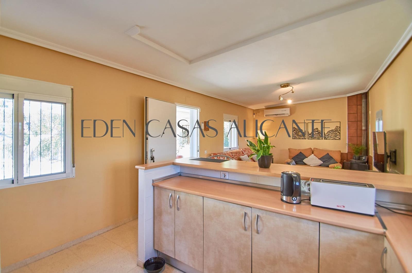 5 bedroom Villa for sale in Alicante / Alacant city with pool garage - € 659,500 (Ref: 9513566)
