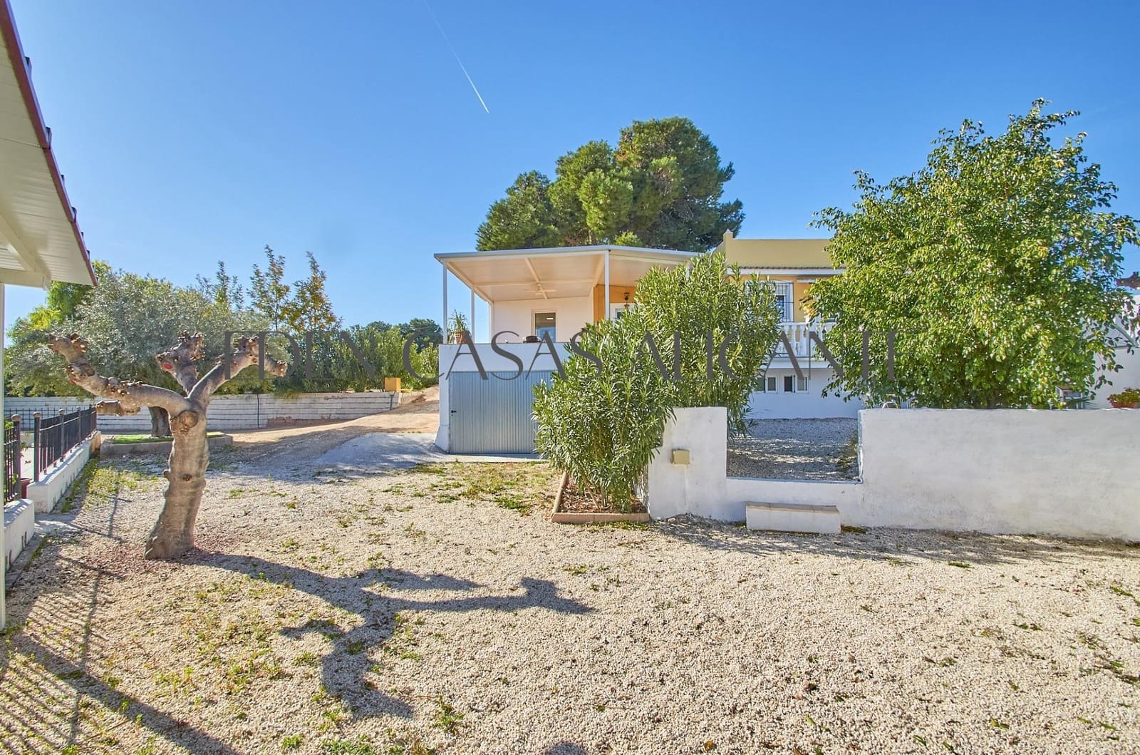5 bedroom Villa for sale in Alicante / Alacant city with pool garage - € 659,500 (Ref: 9513566)