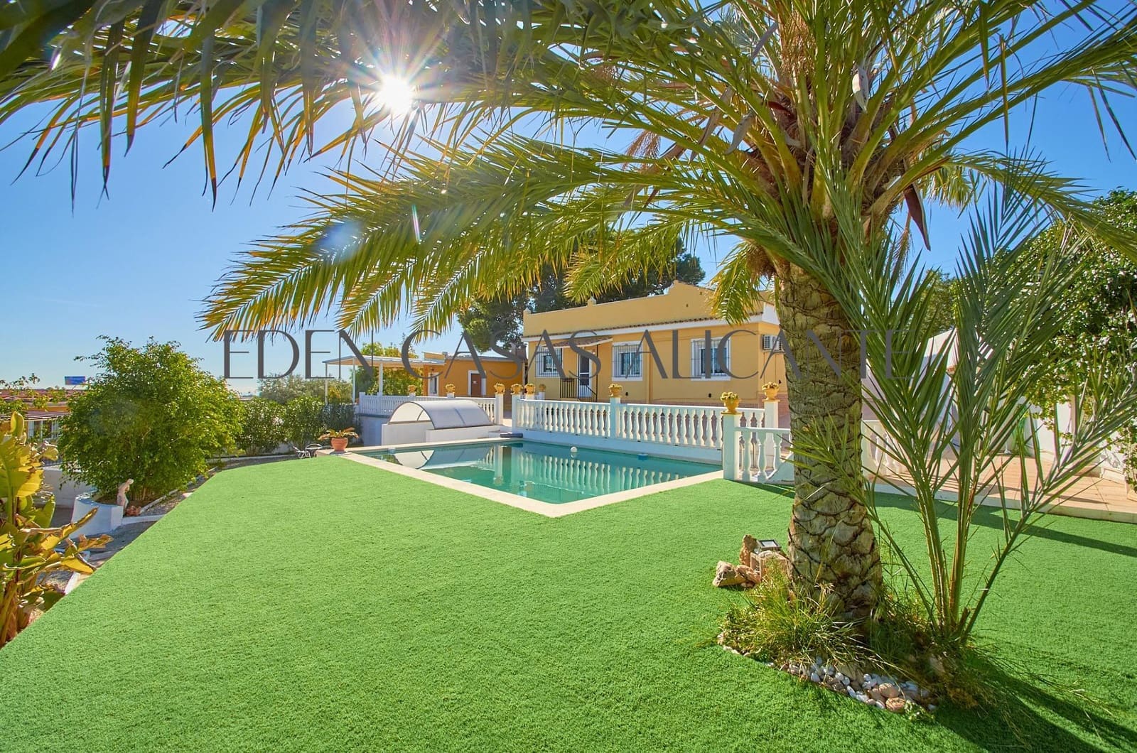 5 bedroom Villa for sale in Alicante / Alacant city with pool garage - € 659,500 (Ref: 9513566)