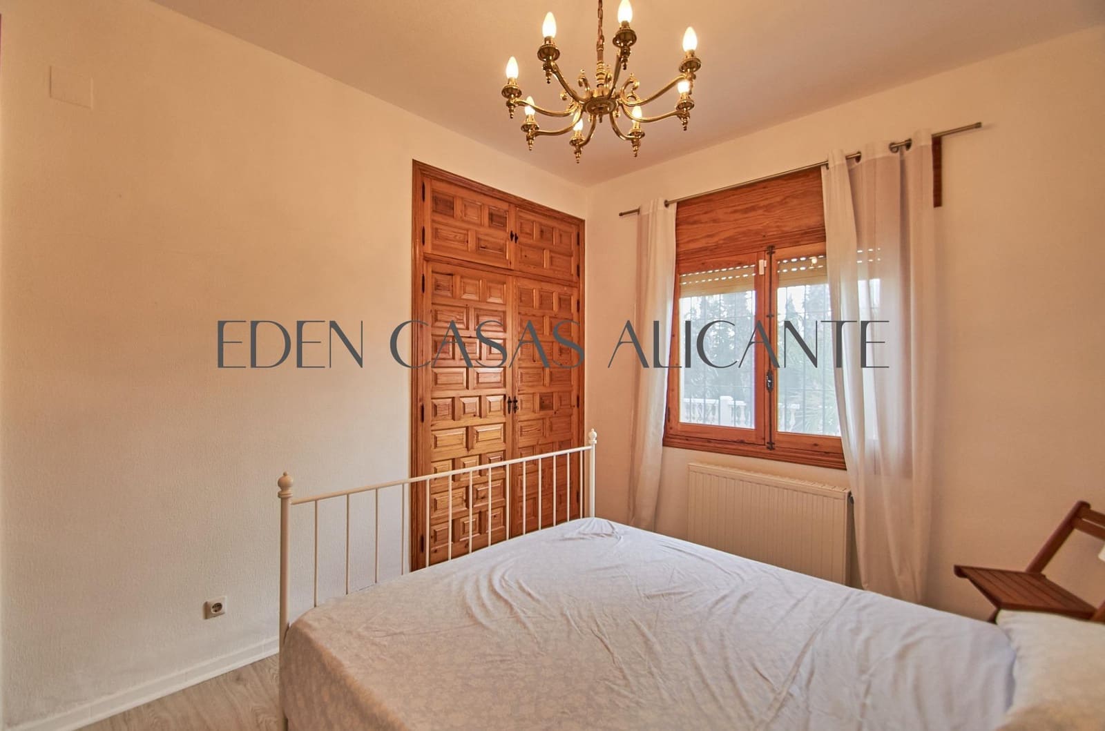 3 chambre Villa/Maison à vendre à Busot avec piscine garage - 440 000 € (Ref: 9519167)