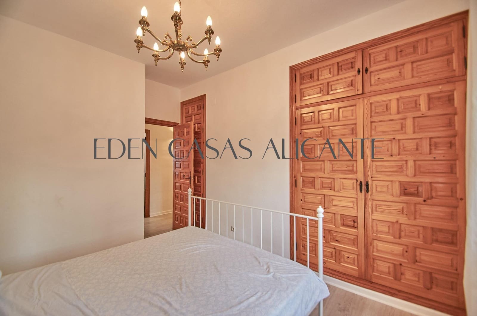 3 chambre Villa/Maison à vendre à Busot avec piscine garage - 440 000 € (Ref: 9519167)