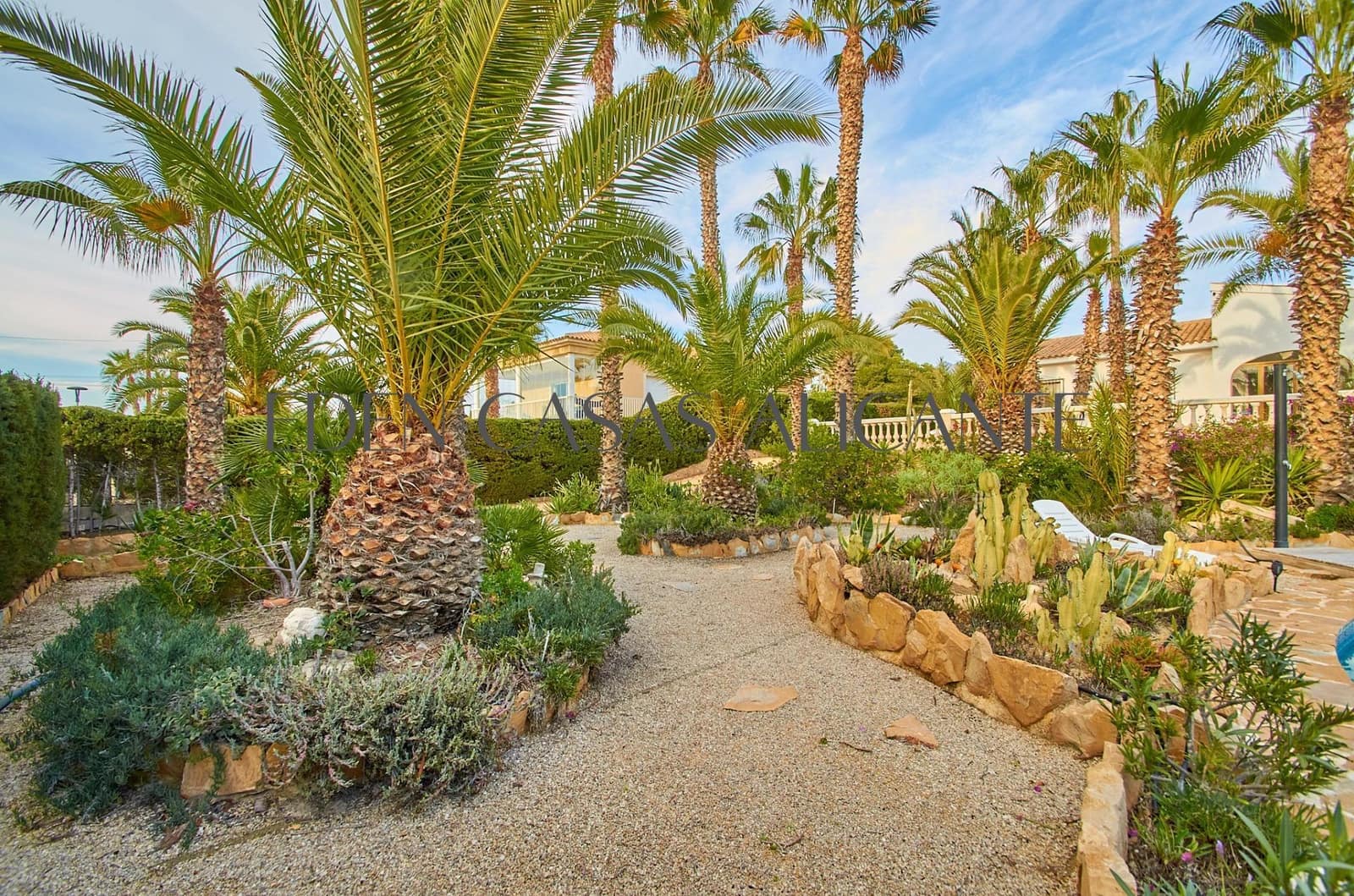 3 chambre Villa/Maison à vendre à Busot avec piscine garage - 440 000 € (Ref: 9519167)