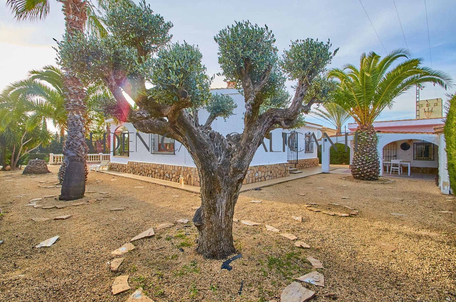 3 chambre Villa/Maison à vendre à Busot avec piscine garage - 440 000 € (Ref: 9519167)