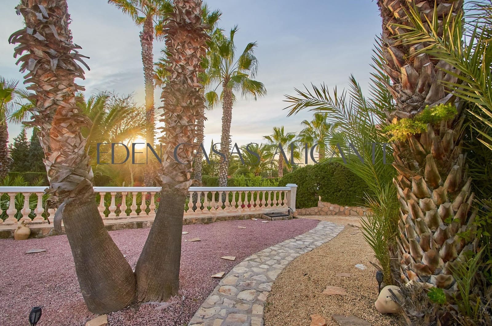 3 chambre Villa/Maison à vendre à Busot avec piscine garage - 440 000 € (Ref: 9519167)