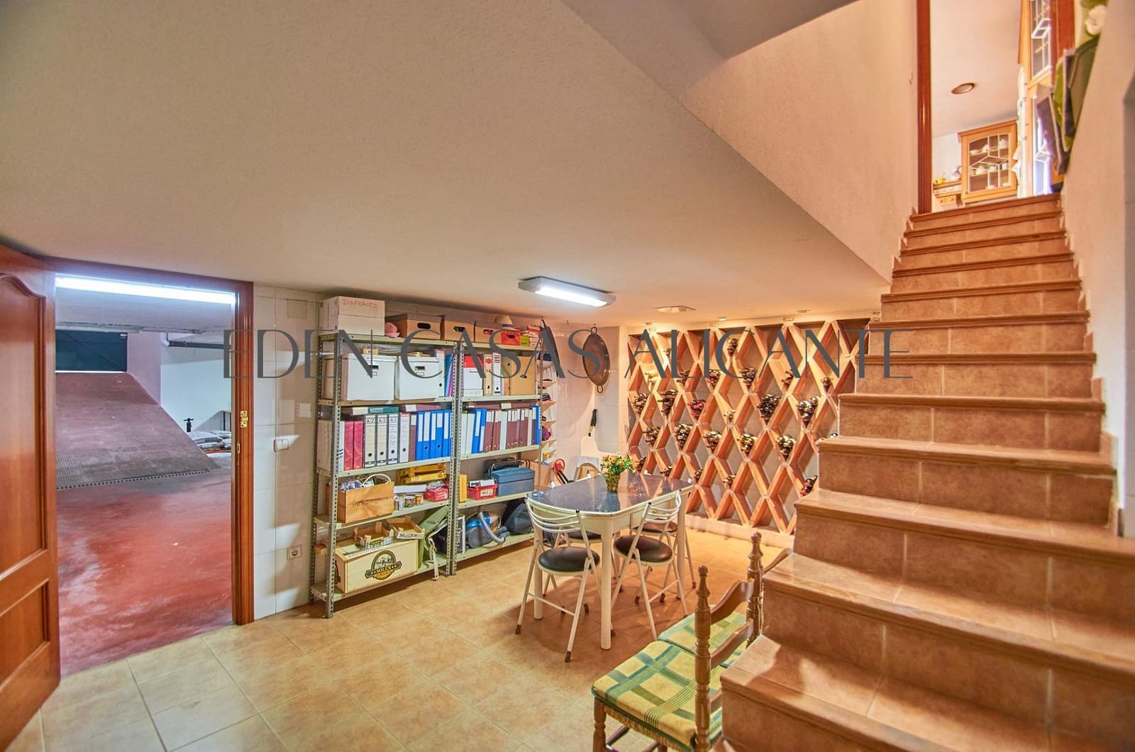 5 slaapkamer Rijtjeshuis te koop in San Vicente / Sant Vicent del Raspeig met garage - € 1.250.000 (Ref: 9524480)