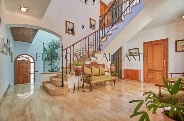 5 bedroom Terraced Villa for sale in San Vicente / Sant Vicent del Raspeig with garage - € 1,250,000 (Ref: 9524480)